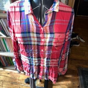 SO Perfect red plaid lumber XL flannel button down shirt